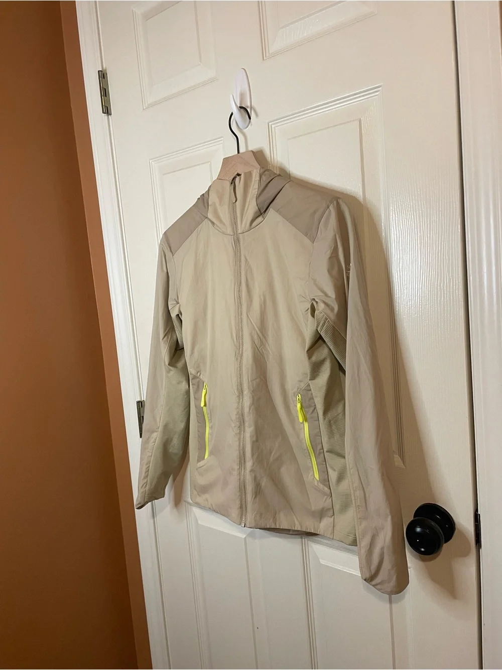 Arcteryx brand arc’teryx